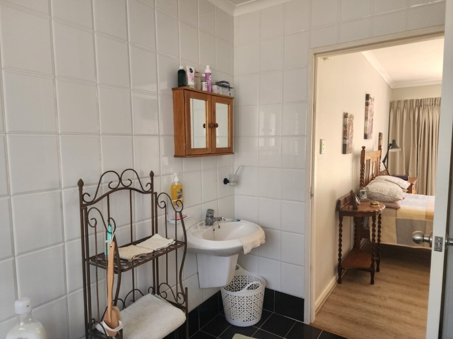 3 Bedroom Property for Sale in Summerstrand Eastern Cape